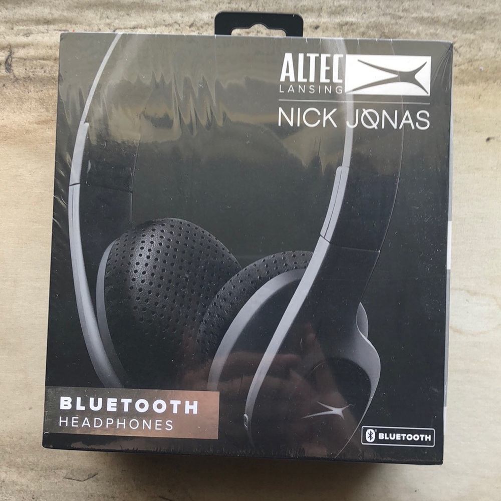 Nick Jonas Bluetooth headphones